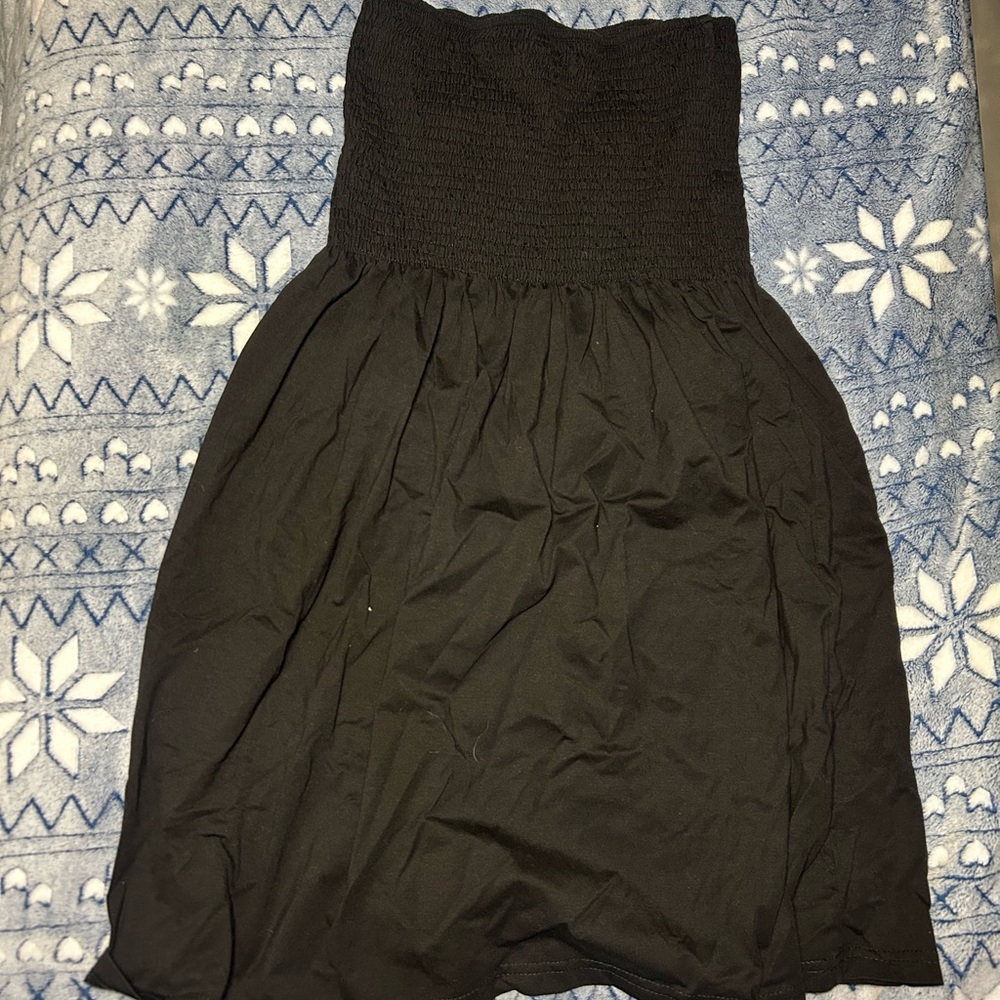 Elegant Black Strapless Dress